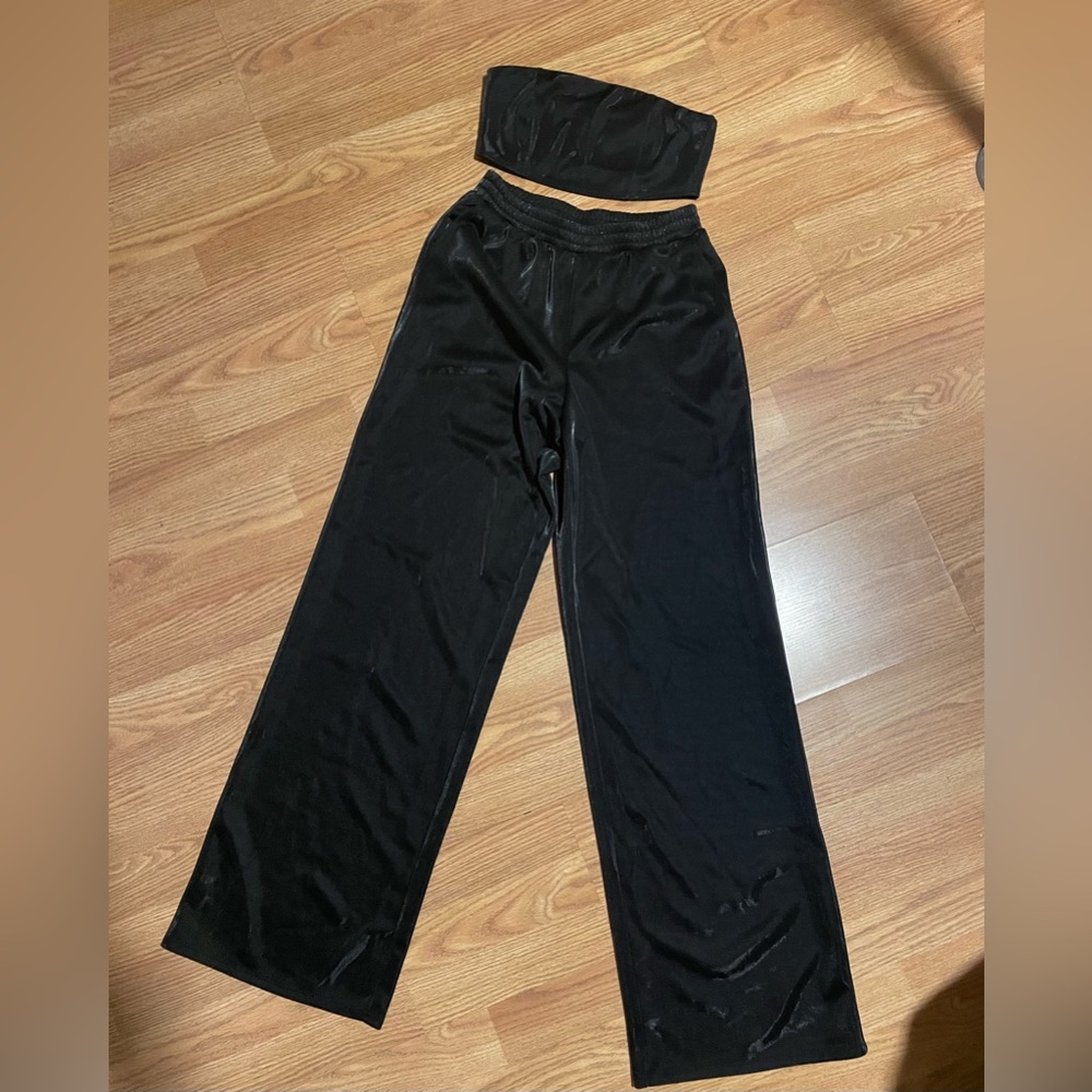 Good American Bandeau Pant NWOT black with a goldish sheen size 2